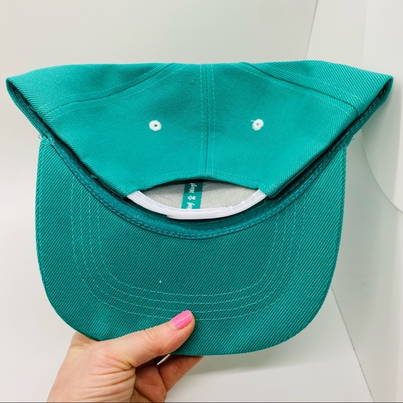 NWT Wag! Green Baseball Hat Adjustable - Picture 2 of 6